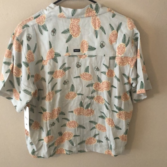 RVCA Hawaiian Shirt - Picture 2 of 4